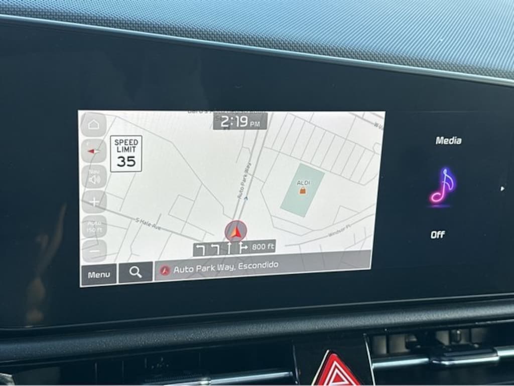 Used 2024 Kia Niro Plug-In Hybrid EX SUV