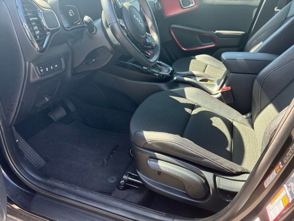 Certified 2025 Kia Soul GT-Line Hatchback