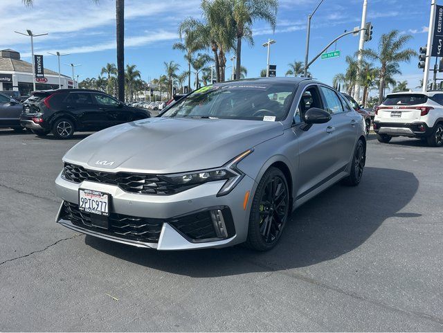 2025 Kia K5 GT photo 2
