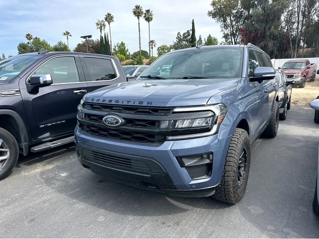 2023 Ford Expedition Limited photo 3