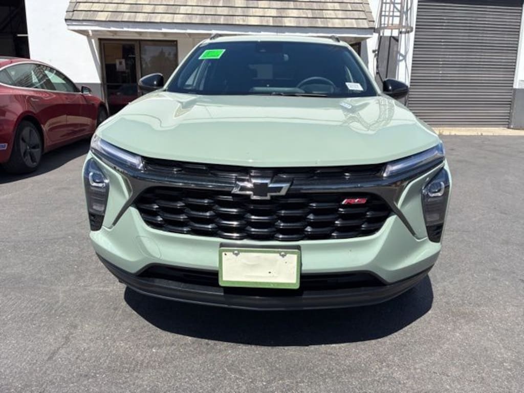 Used 2024 Chevrolet Trax 2RS SUV