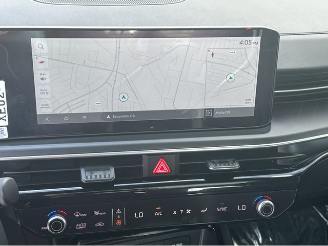 2025 Kia K5 GT-Line photo 3