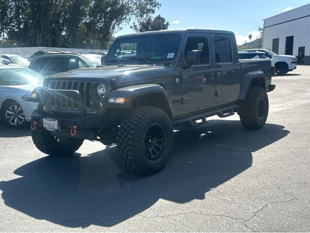 Used 2021 Jeep Gladiator Sport Truck Crew Cab