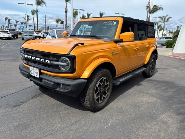 2021 Ford Bronco photo 3