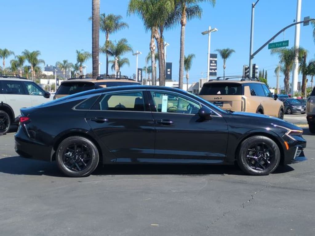 Certified 2025 Kia K5 LXS Sedan