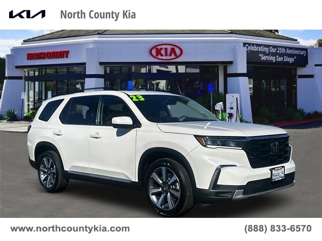 2023 Honda Pilot Elite's photo