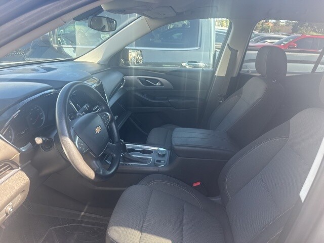 2020 Chevrolet Traverse 1LS photo 3