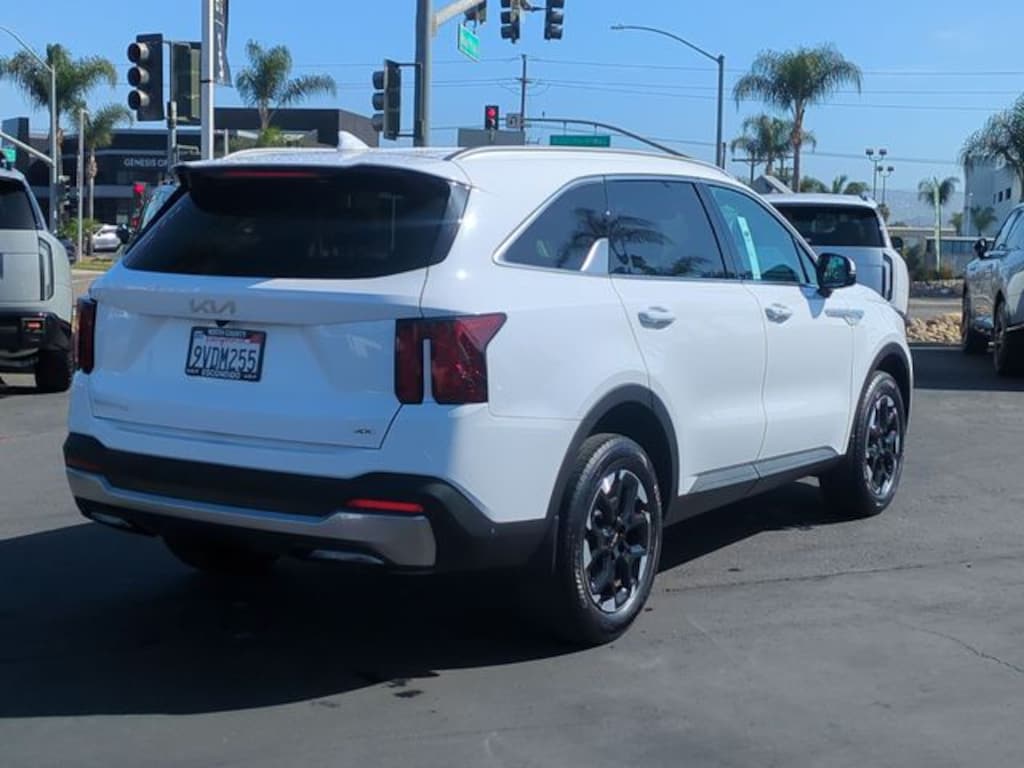 Certified 2025 Kia Sorento S SUV