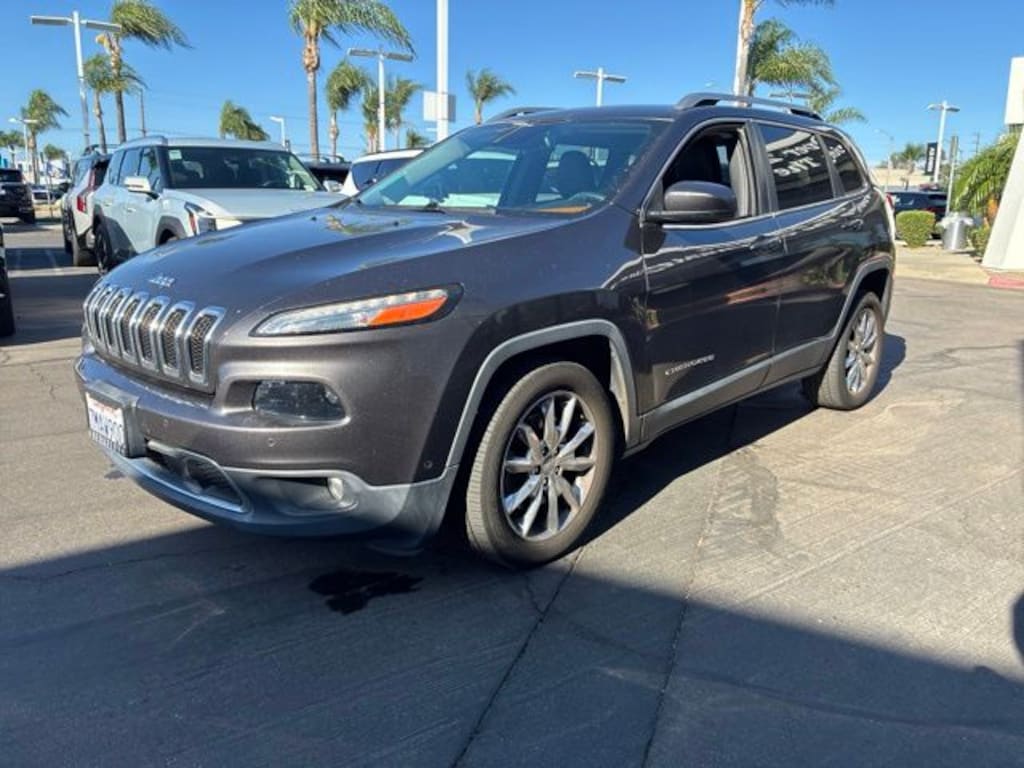 Used 2015 Jeep Cherokee Limited FWD SUV