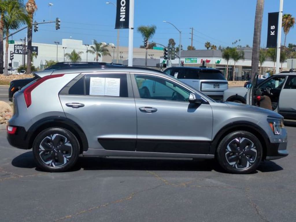 Certified 2024 Kia Niro EV Wind SUV