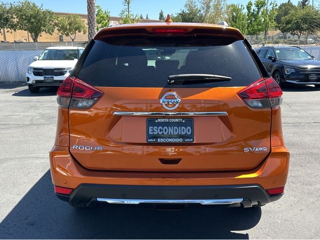 2019 Nissan Rogue SV photo 4