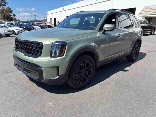 2025 Kia Telluride EX photo 3