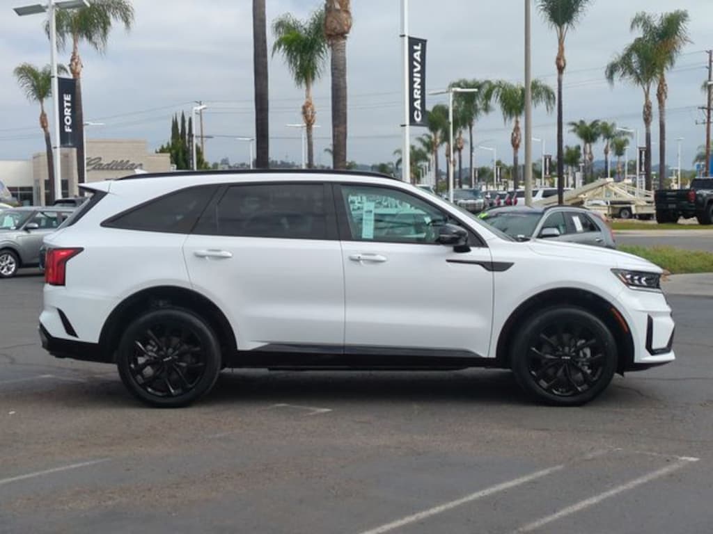 Certified 2023 Kia Sorento SX SUV