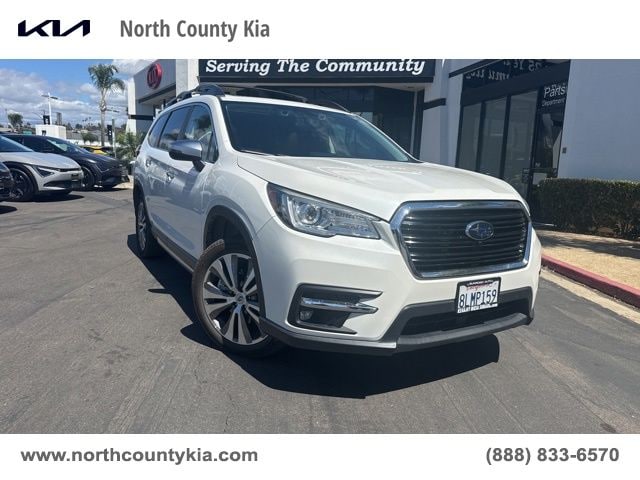 2019 Subaru Ascent Touring's photo
