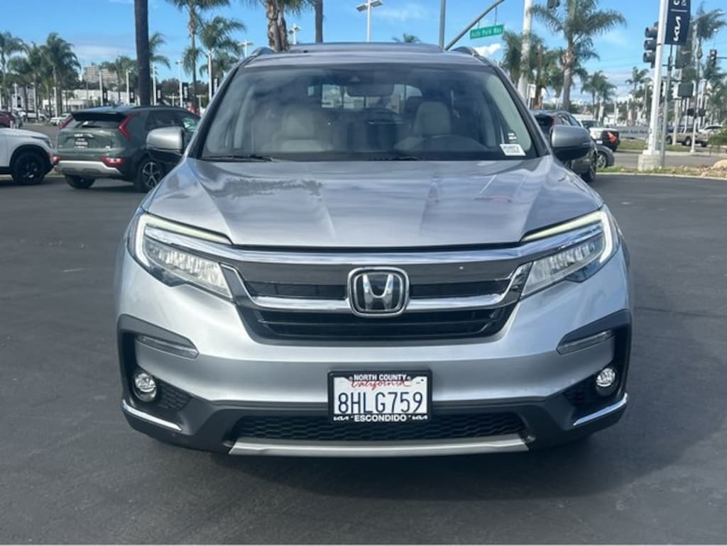 Used 2019 Honda Pilot Touring 8-Passenger FWD SUV