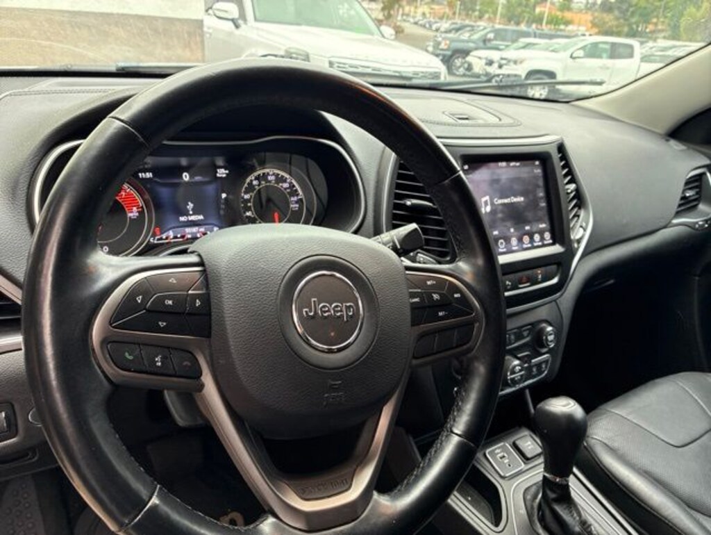 Used 2021 Jeep Cherokee Latitude Lux SUV