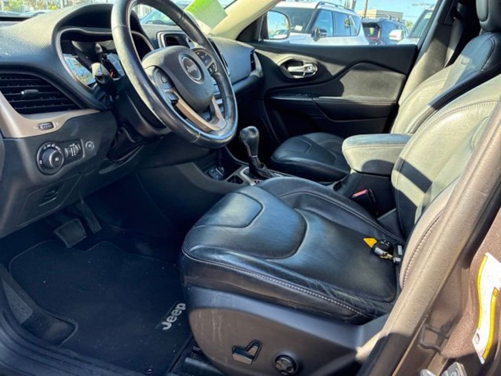 Used 2015 Jeep Cherokee Limited FWD SUV