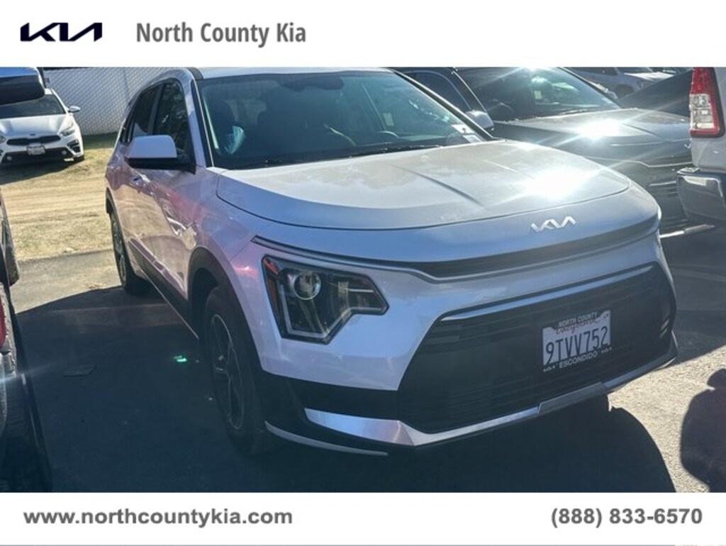 Certified 2025 Kia Niro LX SUV