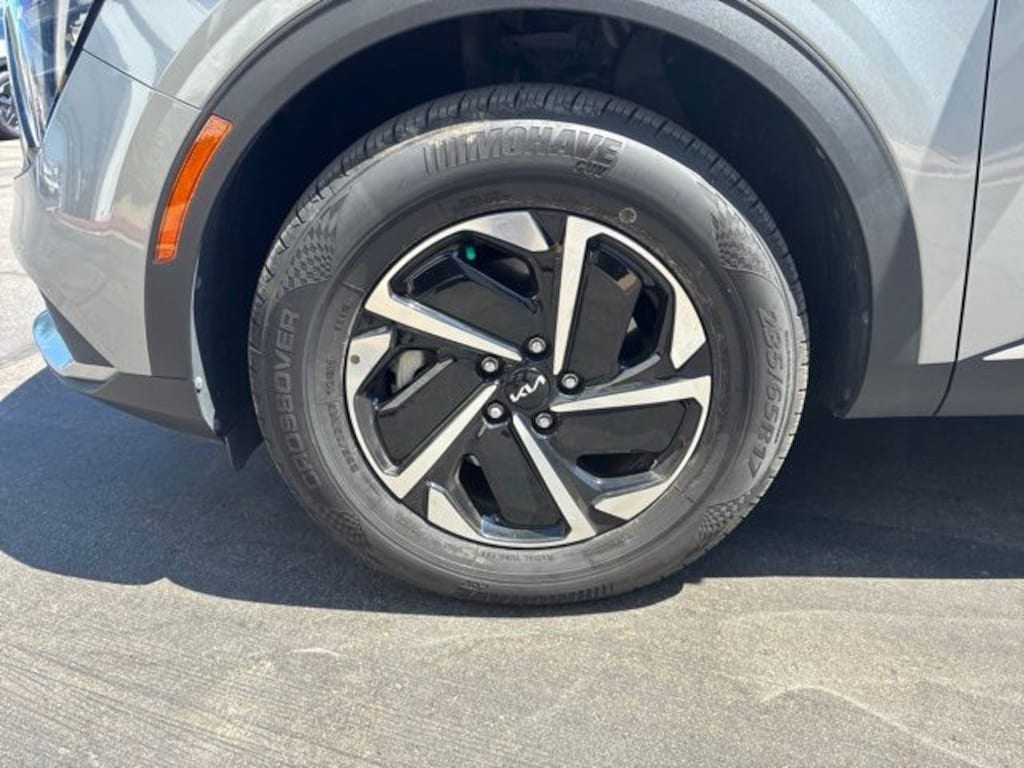 Certified 2023 Kia Sportage Hybrid LX SUV