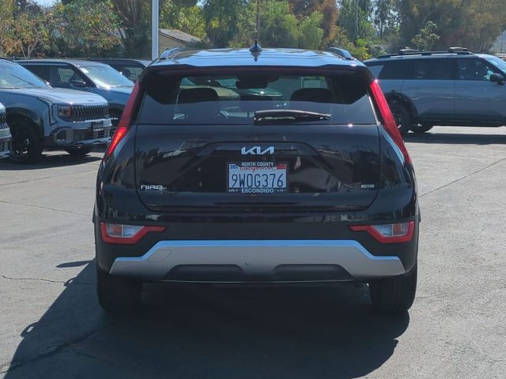 Certified 2025 Kia Niro EX SUV