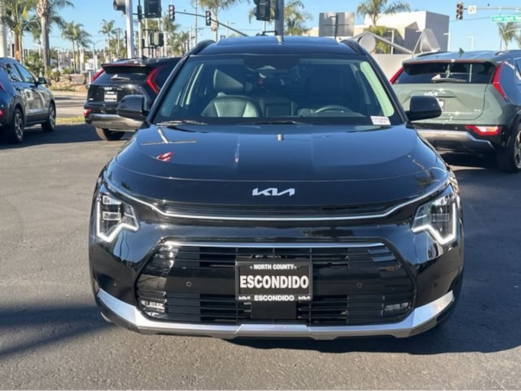 Certified 2023 Kia Niro SX Touring SUV