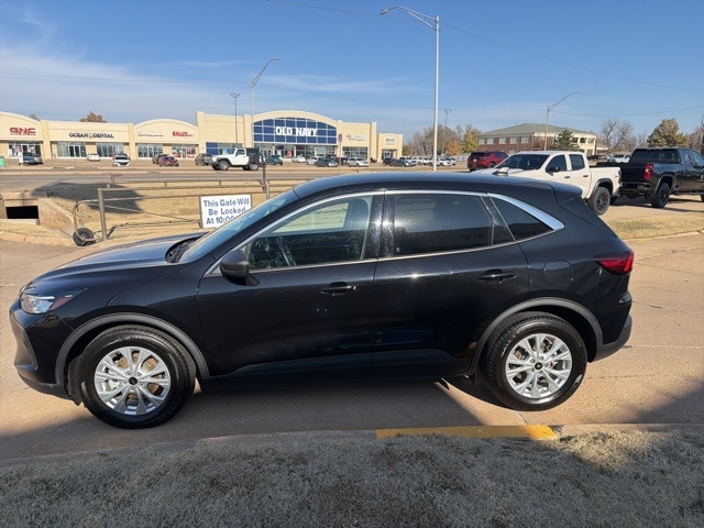 2024 Ford Escape Active's photo