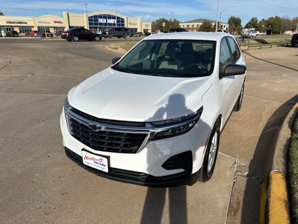 Used 2023 Chevrolet Equinox LS w/1LS SUV