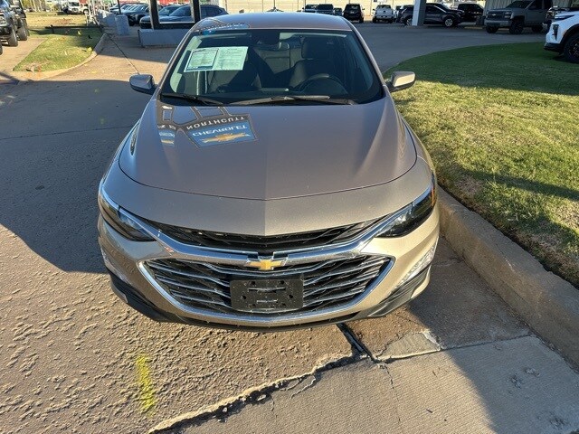 2023 Chevrolet Malibu 1LT photo 3