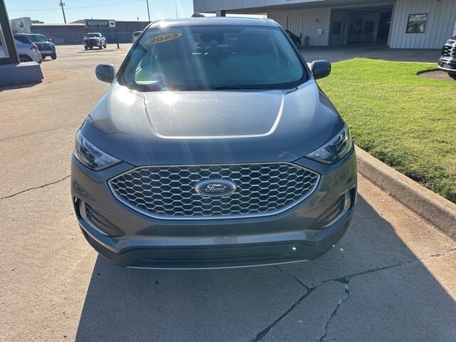 2023 Ford Edge SEL photo 3