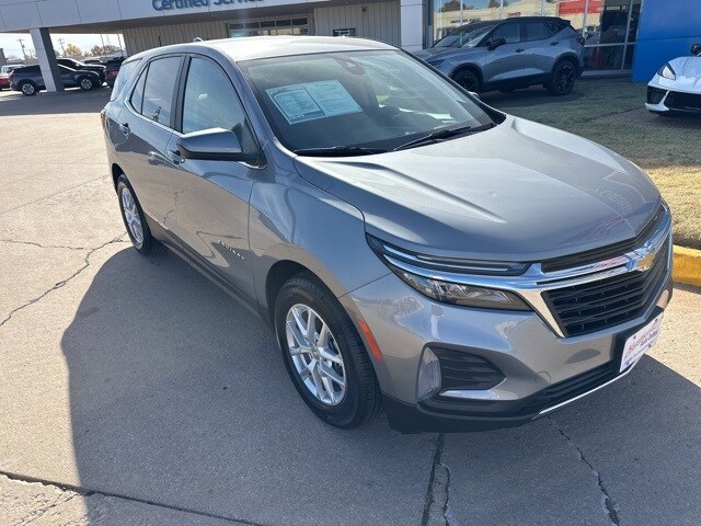 2023 Chevrolet Equinox photo 4