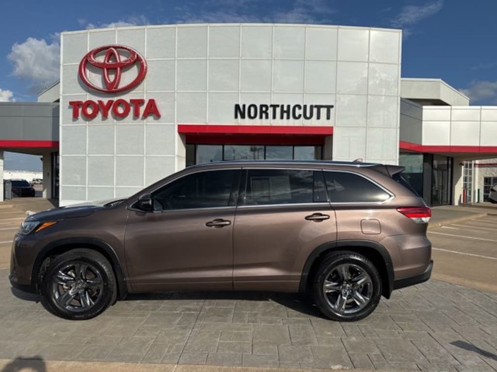 Used 2019 Toyota Highlander Limited