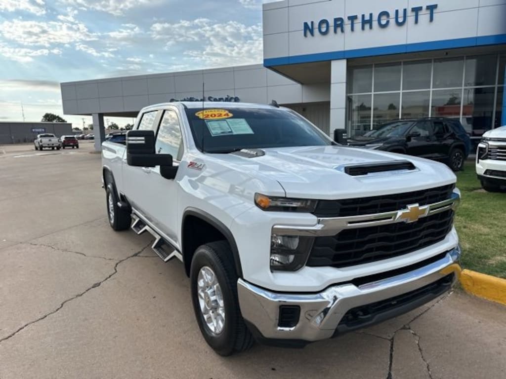 Used 2024 Chevrolet Silverado 2500 HD LT Truck