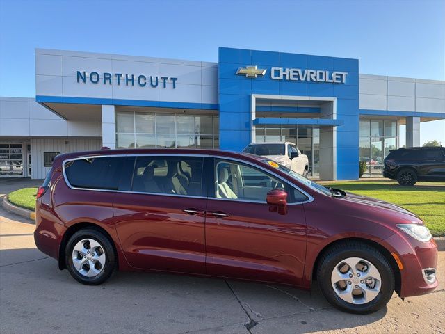 2018 Chrysler Pacifica Hybrid