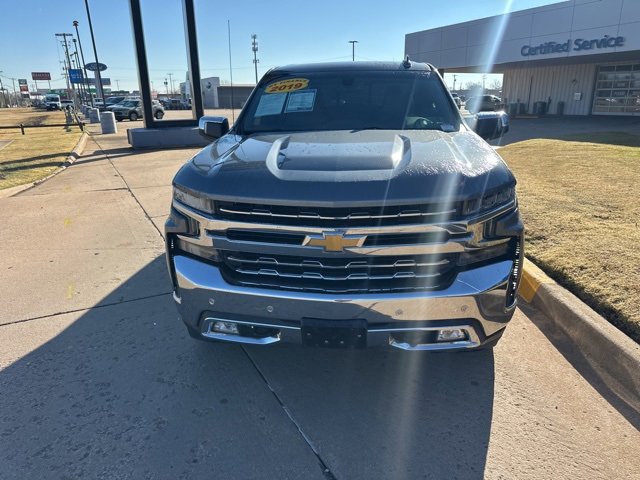 2019 Chevrolet Silverado 1500 LTZ photo 3