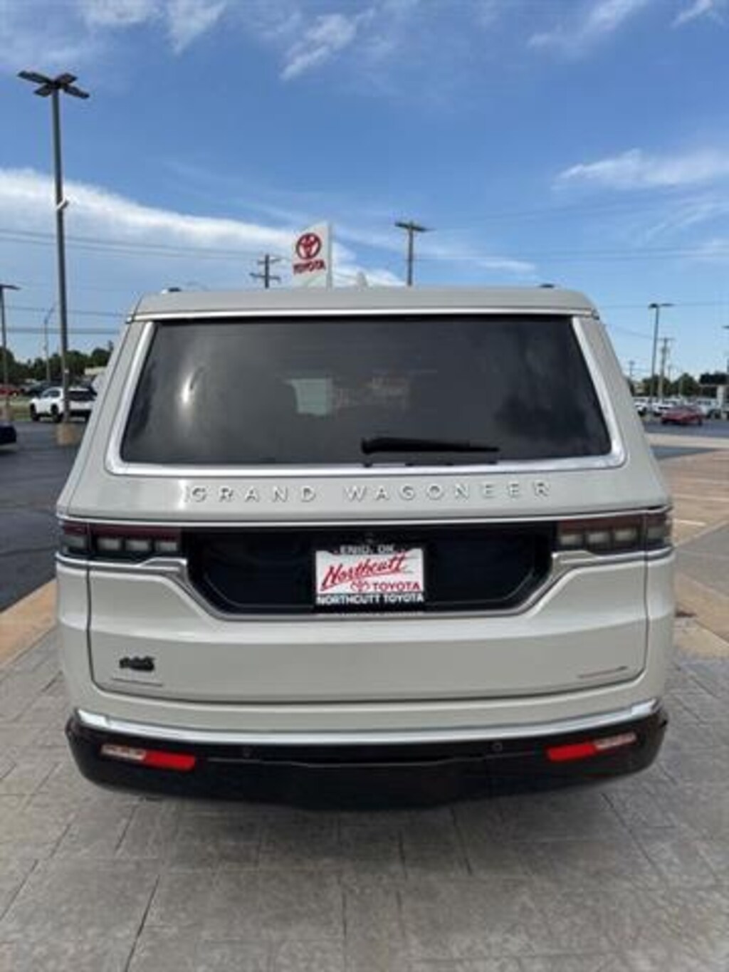 Used 2022 Jeep Grand Wagoneer Series I