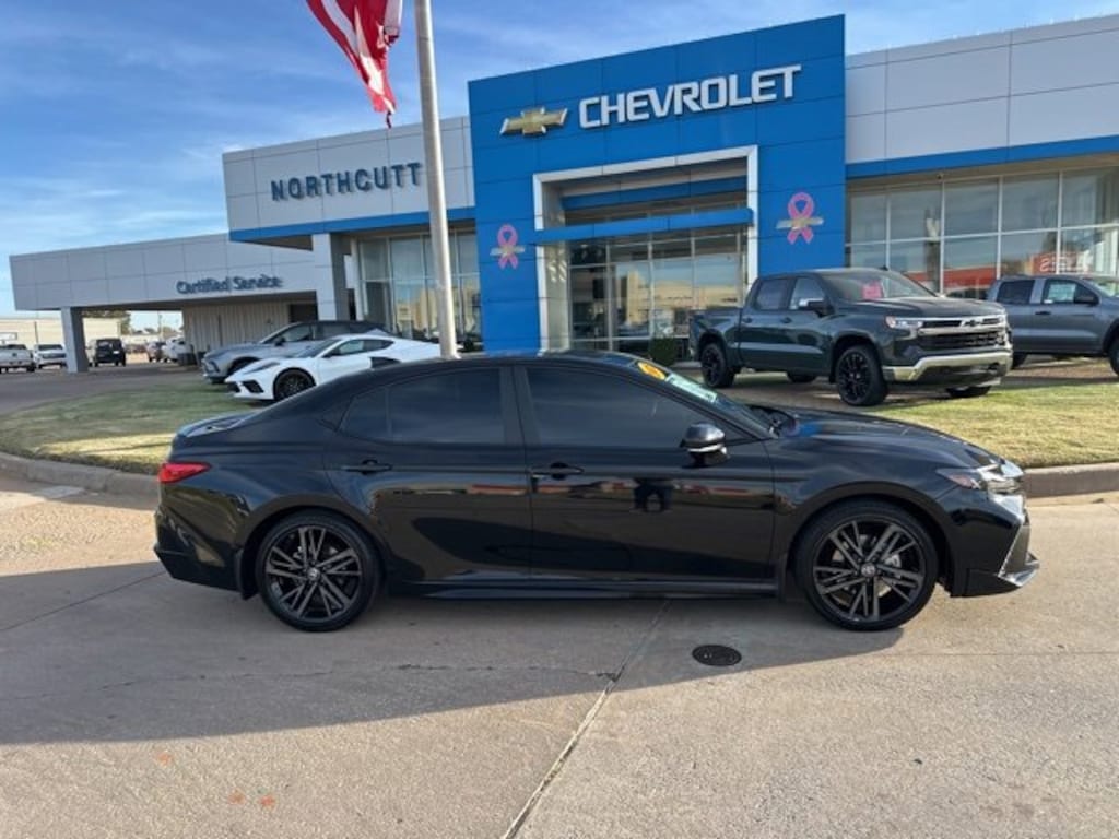 Used 2025 Toyota Camry LE