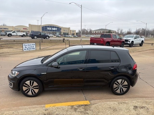 Used 2019 Volkswagen e-Golf e-Golf SE with VIN WVWKR7AU1KW909714 for sale in Enid, OK
