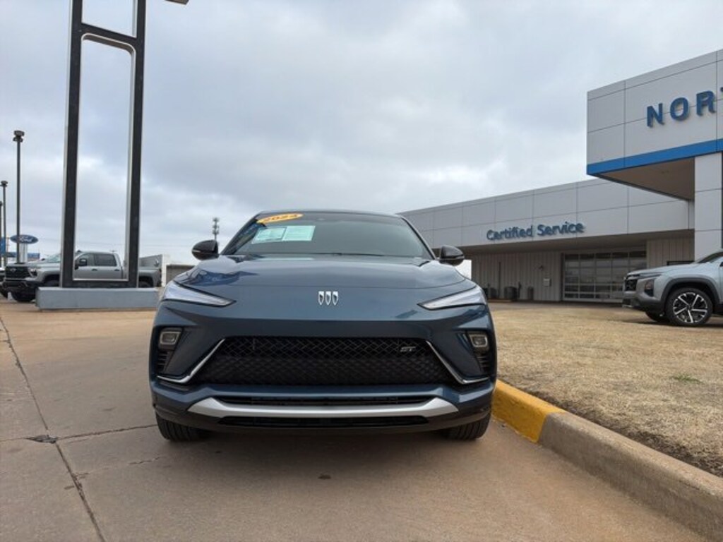 Used 2024 Buick Envista Sport Touring SUV