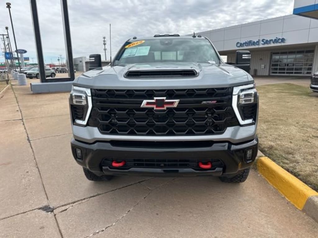 Used 2025 Chevrolet Silverado 2500 HD ZR2 Truck