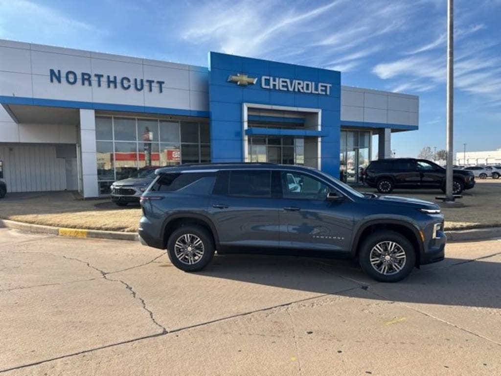 New 2026 Chevrolet Traverse LT SUV