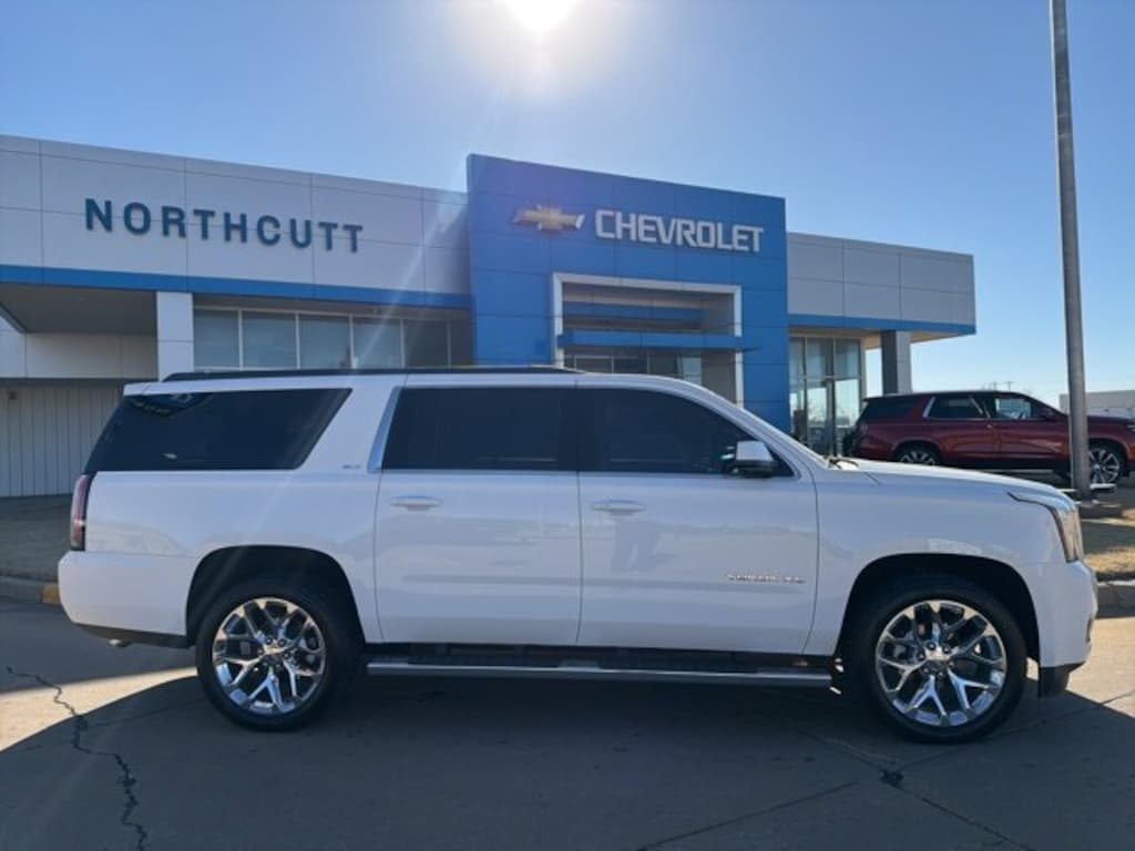Used 2017 GMC Yukon XL SLT SUV