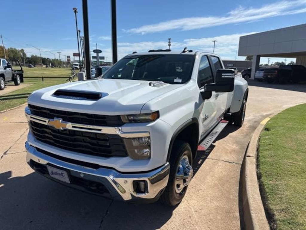 Used 2025 Chevrolet Silverado 3500 HD LT DRW Truck