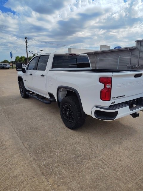 2024 Chevrolet Silverado 2500HD LT photo 4