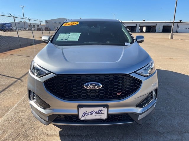 2021 Ford Edge ST photo 3