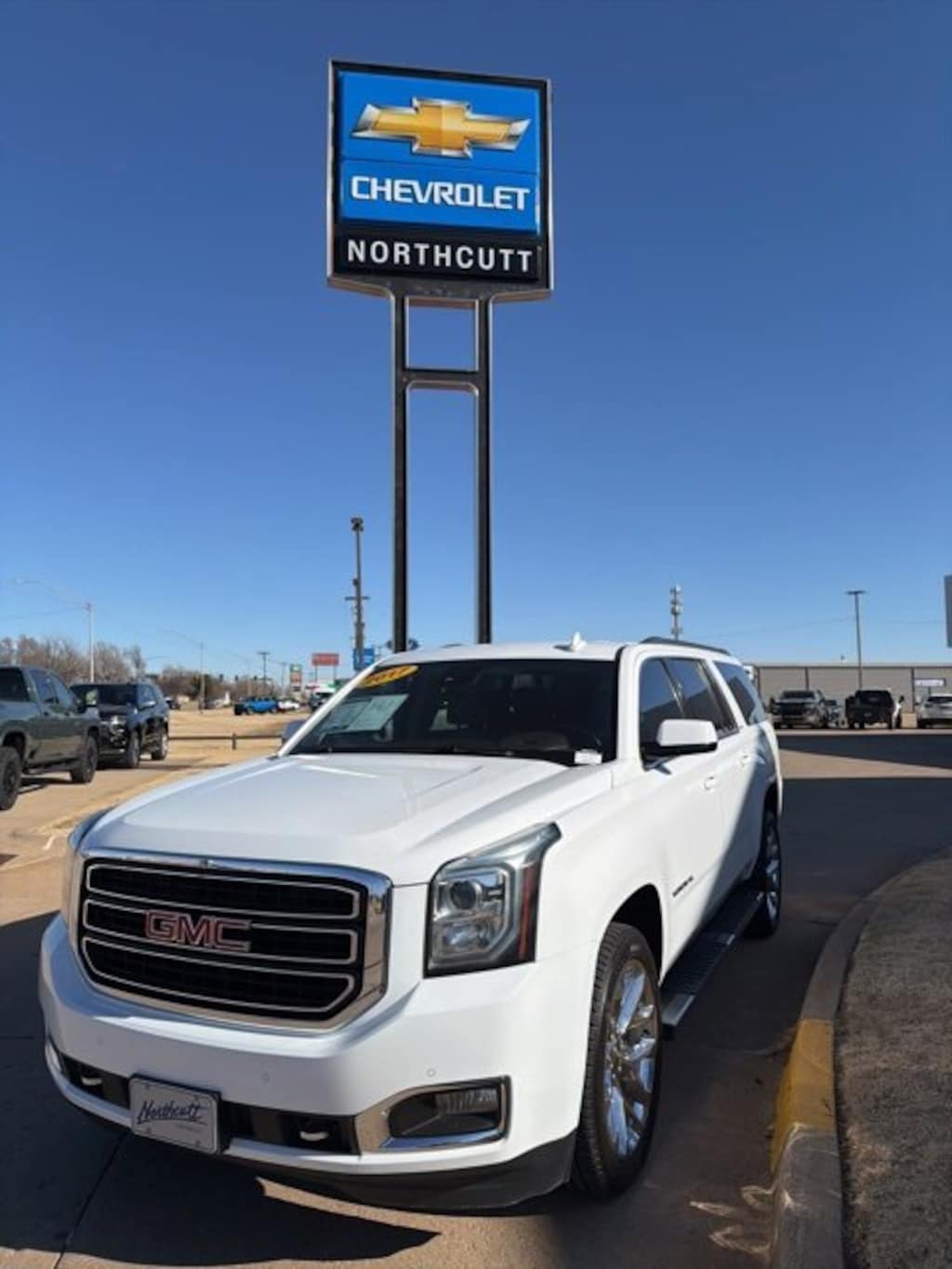 Used 2017 GMC Yukon XL SLT SUV