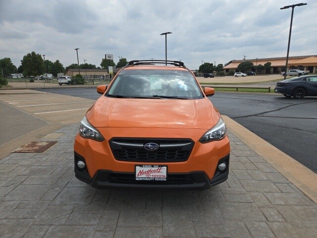 2018 Subaru Crosstrek 2.0i Premium photo 2