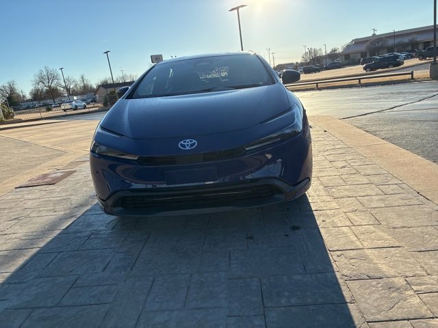 2026 Toyota Prius LE photo 2