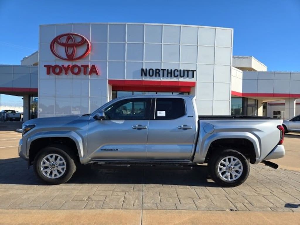 New 2025 Toyota Tacoma SR5 Truck Double Cab