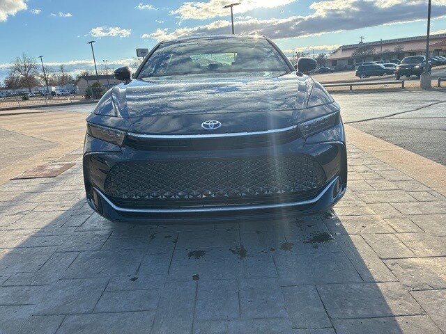 2023 Toyota Crown Limited photo 3