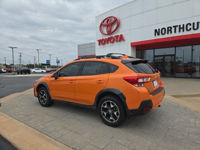 2018 Subaru Crosstrek 2.0i Premium photo 3